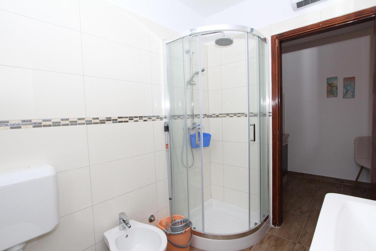 Apartment Gabriel Rovinj Exterior foto